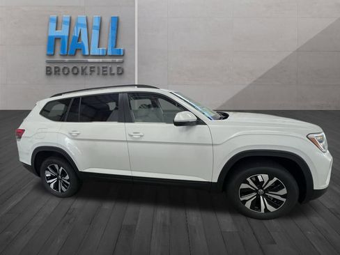 New 2026 Volkswagen Atlas SE image 6