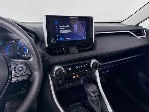 Certified 2025 Toyota RAV4 XLE AWD/4WD image 15