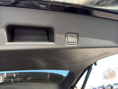 New 2026 Chevrolet Traverse High Country image 31