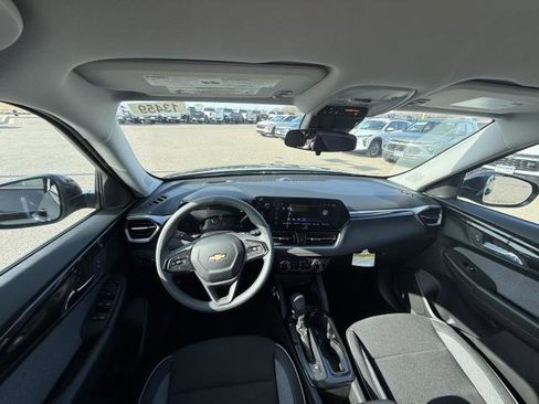 New 2026 Chevrolet TrailBlazer LT w/ Driver Confidence Package image 22