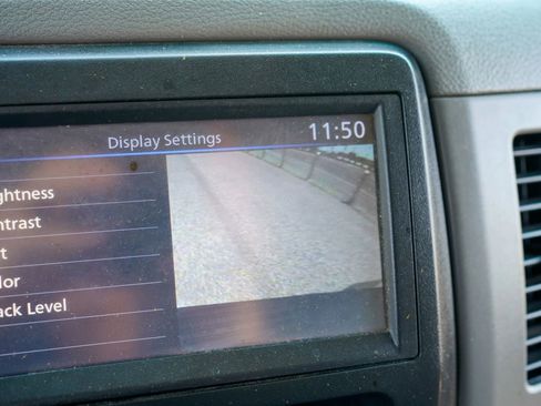 Used 2019 Nissan NV 2500 SV w/ Back Door Glass Package RWD image 25