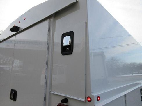 Used 2020 Ford Transit 350 AWD image 29