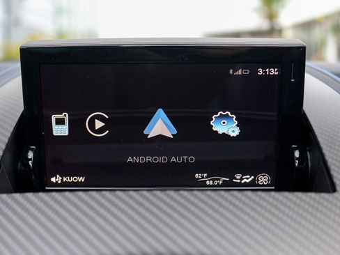 Used 2017 Aston Martin V12 Vantage S image 27