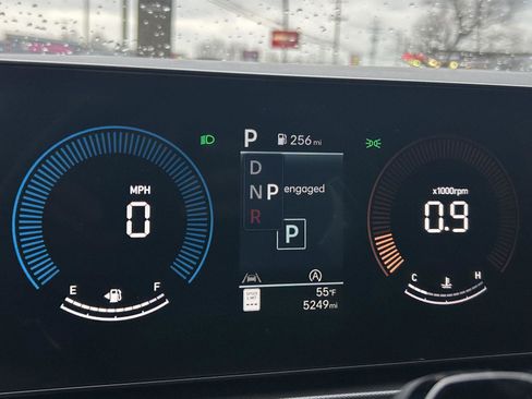 Certified 2025 Hyundai Santa Fe XRT image 24