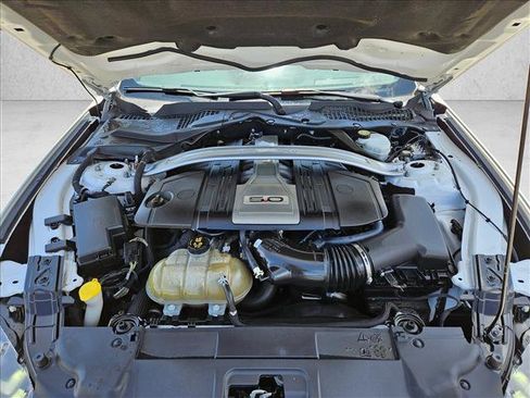 Used 2019 Ford Mustang GT Premium RWD image 22
