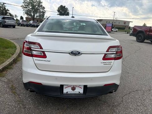 Used 2015 Ford Taurus Limited w/ Equipment Group 301A FWD image 6