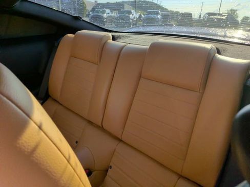 Used 2008 Ford Mustang GT RWD image 6