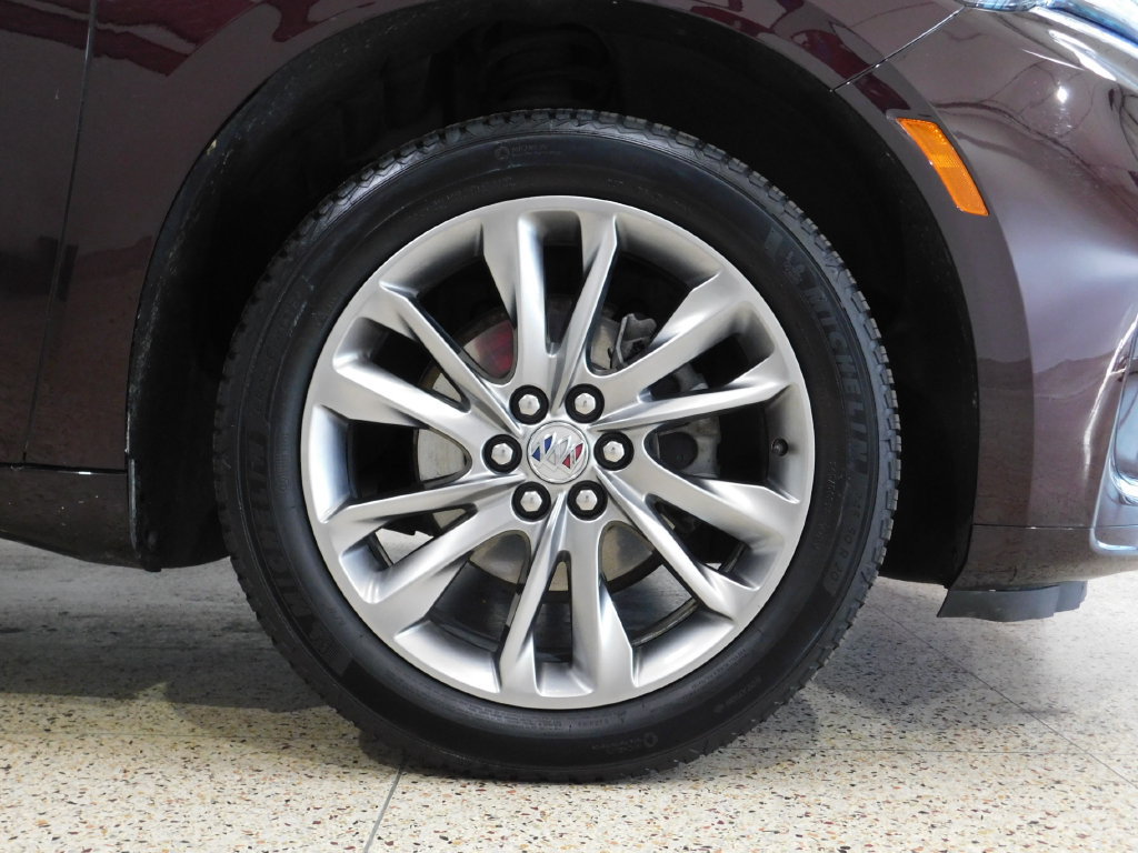 Used 2024 Buick Enclave Avenir AWD/4WD image 71