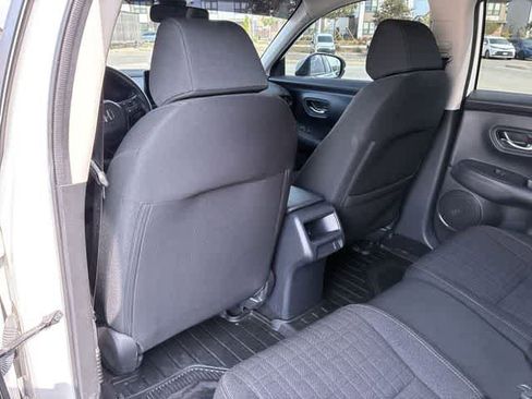 Used 2023 Honda HR-V LX image 19
