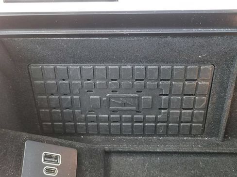 Certified 2025 Lincoln Navigator Reserve AWD/4WD image 27