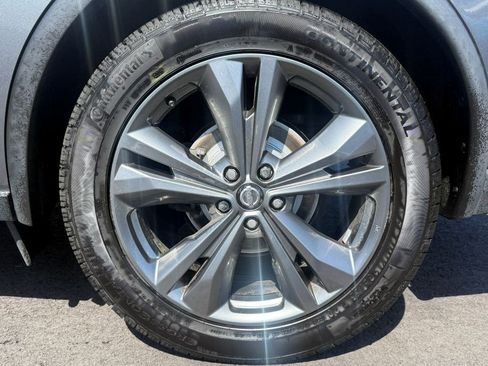 Used 2019 Nissan Murano Platinum image 7