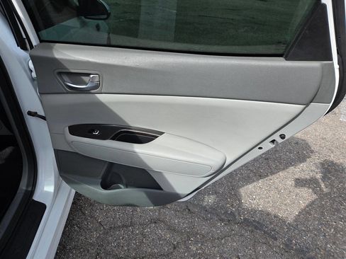 Used 2016 Kia Optima EX w/ Premium Package image 28