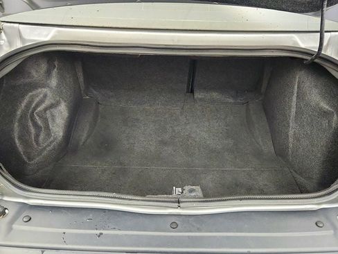 Used 2017 Dodge Challenger R/T RWD image 21