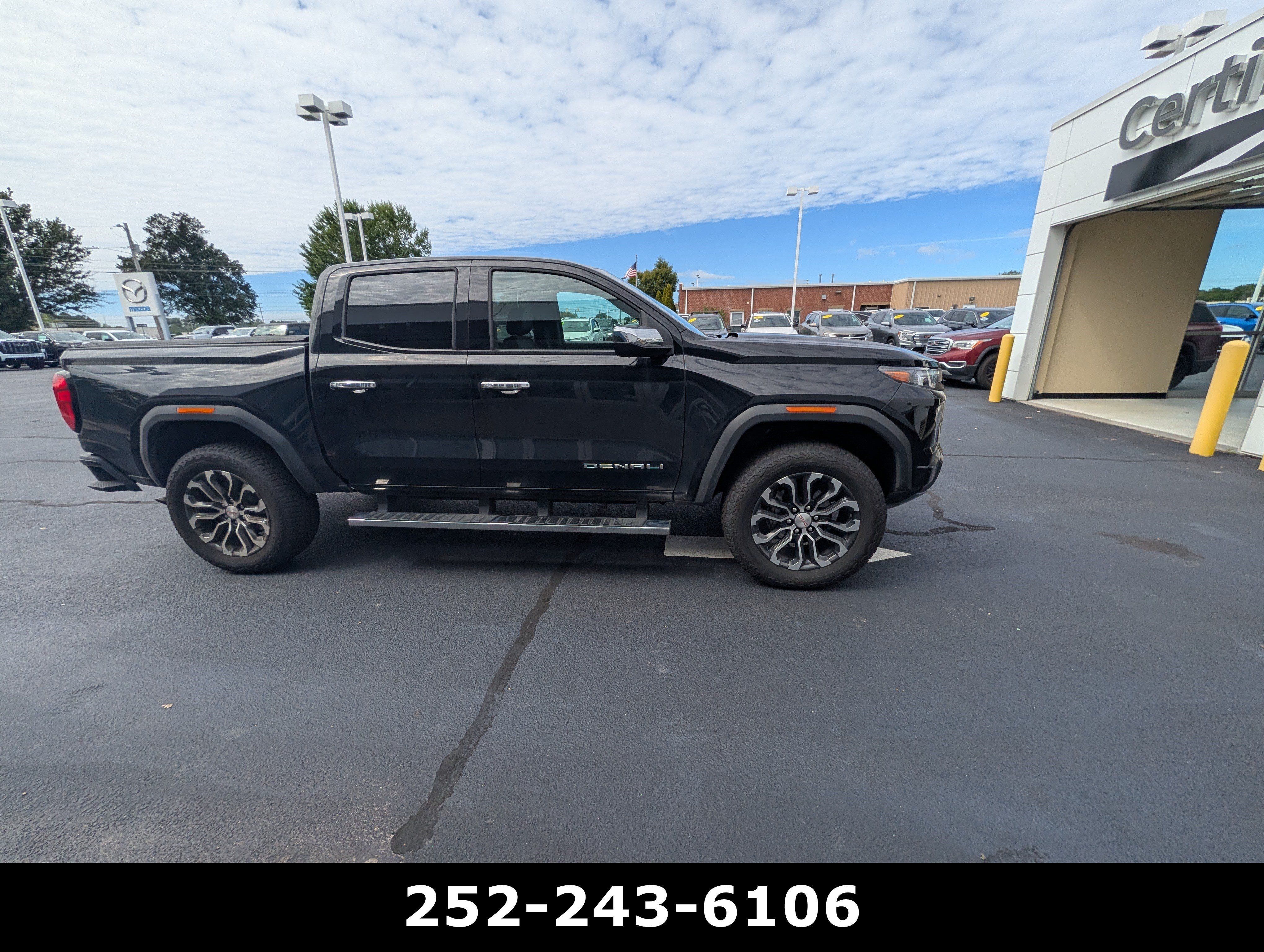 Used 2026 GMC Canyon Denali AWD/4WD image 5