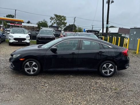 Used 2019 Honda Civic LX image 9