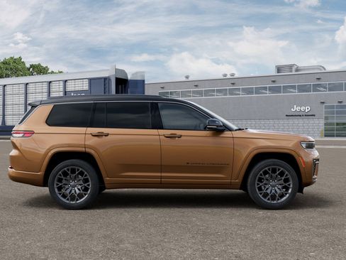 New 2026 Jeep Grand Cherokee L Summit AWD/4WD image 49