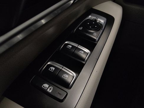 Used 2021 Kia Telluride S FWD image 27