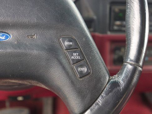 Used 1994 Ford Explorer XLT AWD/4WD image 19