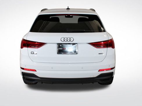 Certified 2025 Audi Q3 2.0T Premium w/ Convenience Package image 22