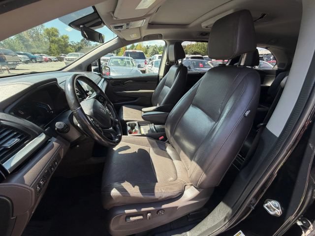 Used 2018 Honda Odyssey Elite image 8