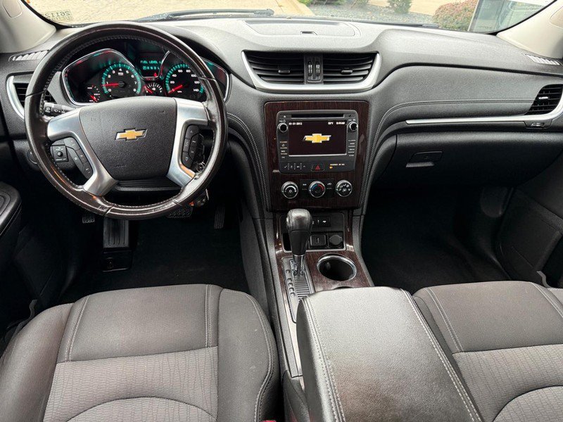 Used 2017 Chevrolet Traverse LT AWD/4WD image 14