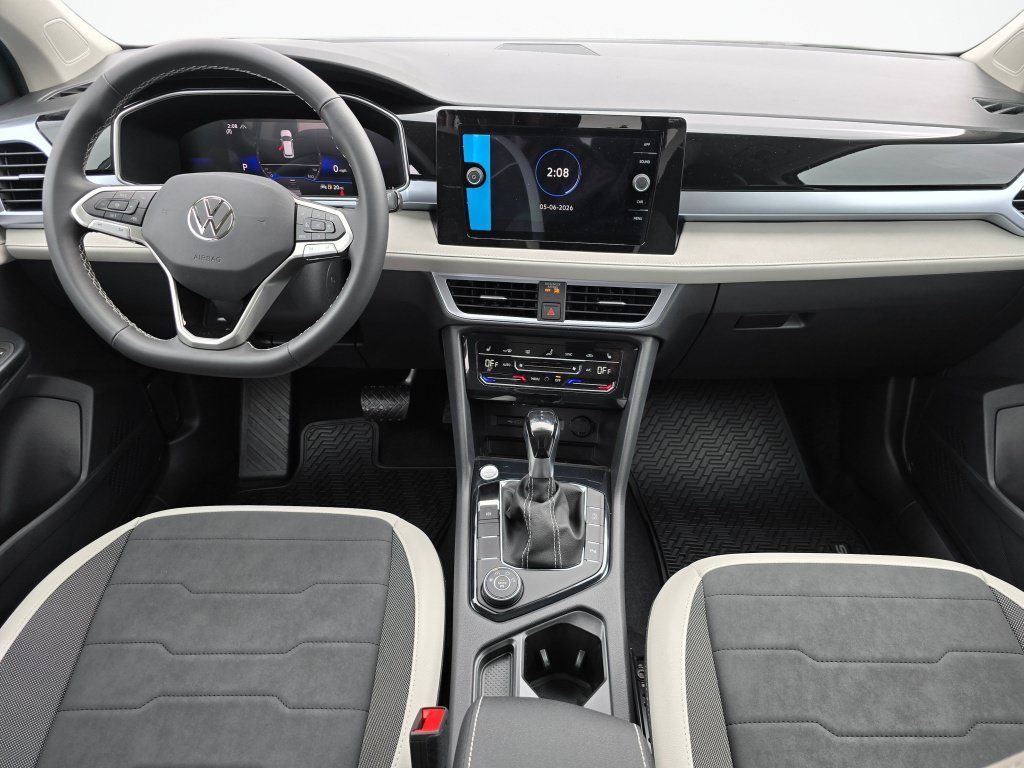 New 2026 Volkswagen Taos SE AWD/4WD image 17