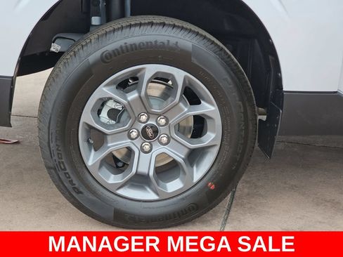 New 2026 Ford Maverick XLT w/ XLT Luxury Package FWD image 37