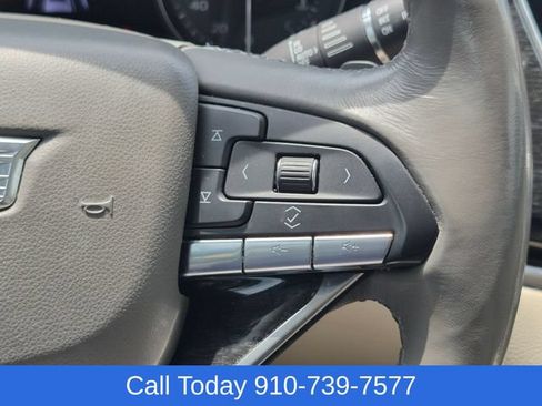 Used 2020 Cadillac XT6 Premium Luxury AWD/4WD image 21