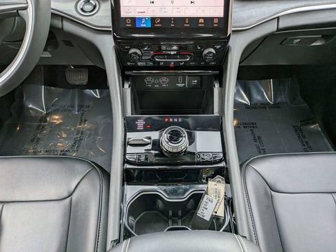 Used 2023 Jeep Grand Cherokee 4WD 4xe image 23