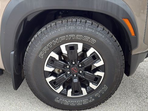 Used 2022 Nissan Frontier Pro-X RWD image 32