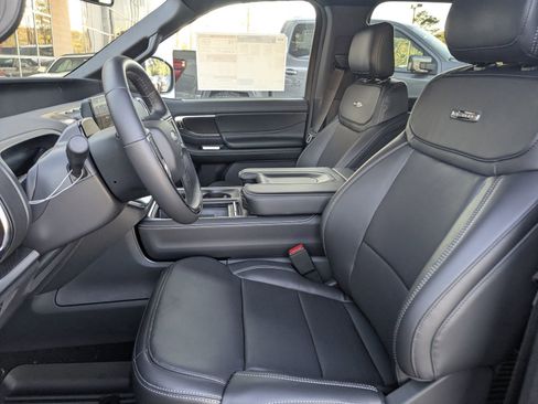 New 2025 Ford Expedition Platinum w/ Stealth Performance Package AWD/4WD image 23