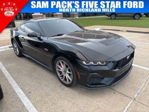 Used 2024 Ford Mustang GT Premium image 3