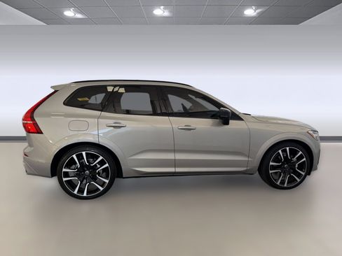 Used 2024 Volvo XC60 T8 Ultimate w/ Protection Package Premier AWD/4WD image 8