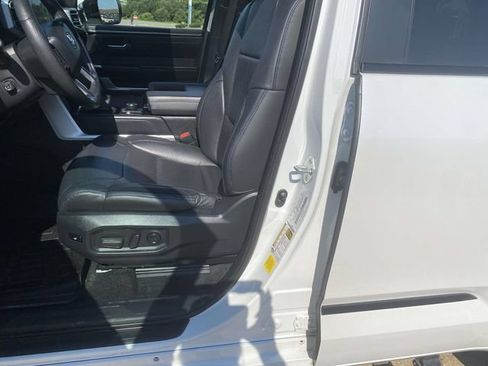 Used 2024 Toyota Sequoia Platinum AWD/4WD image 12