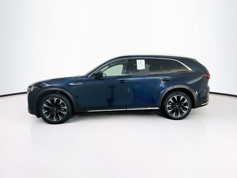Used 2024 MAZDA CX-90 Plug-In Hybrid w/ Premium Pkg AWD/4WD image 4