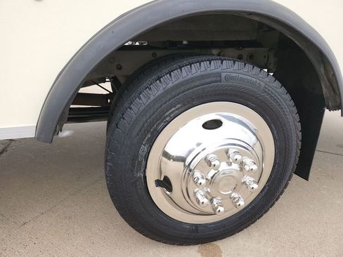 Used 2023 Ford Transit 350 DRW image 35