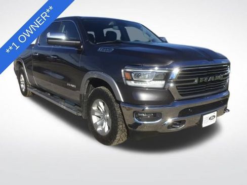 Used 2020 RAM 1500 Laramie AWD/4WD image 3