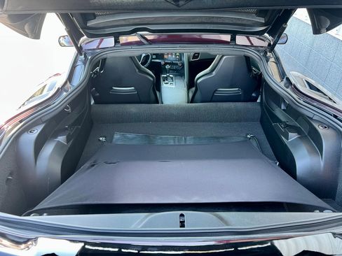 Used 2017 Chevrolet Corvette Stingray Coupe w/ 1LT RWD image 8