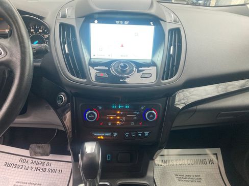 Used 2019 Ford Escape Titanium image 23