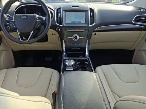 Certified 2019 Ford Edge Titanium w/ Cold Weather Package image 15
