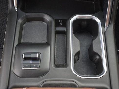 Used 2024 GMC Sierra 3500 Denali Ultimate image 20