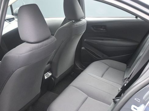Used 2025 Toyota Corolla LE w/ Convenience Package FWD image 17