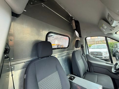 Used 2023 Ford Transit 250 148 High Roof RWD image 35