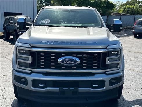 Used 2024 Ford F450 Platinum w/ FX4 Off-Road Package AWD/4WD image 4