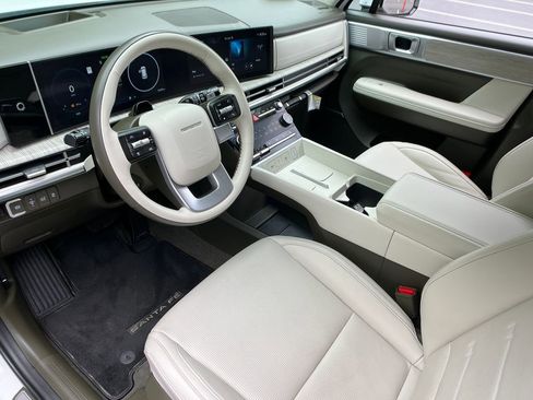 Used 2025 Hyundai Santa Fe Calligraphy AWD/4WD image 10