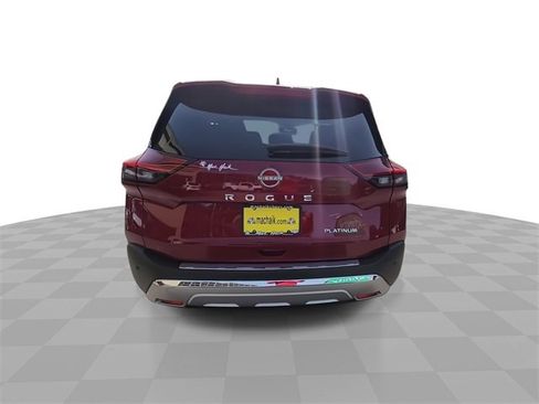Used 2023 Nissan Rogue Platinum w/ Platinum Premium Package image 7