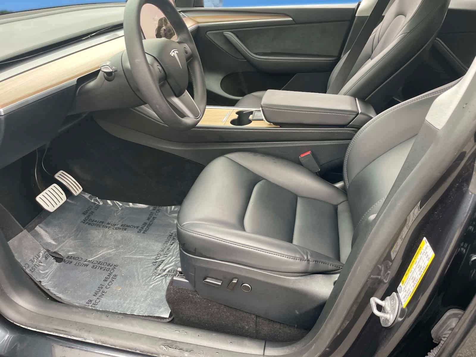 Used 2024 Tesla Model Y Performance AWD/4WD image 19
