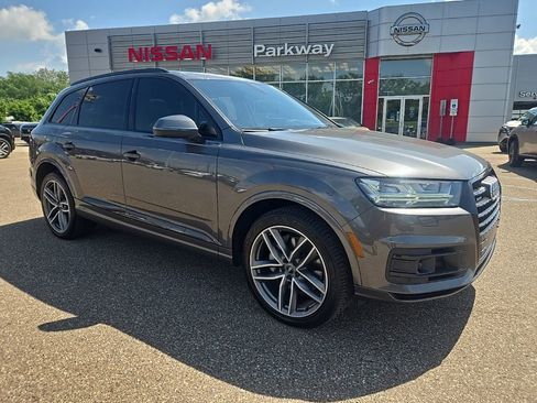 Used 2018 Audi Q7 3.0T Prestige AWD/4WD image 1