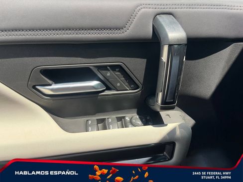 New 2026 GMC Hummer EV SUV AWD/4WD image 16