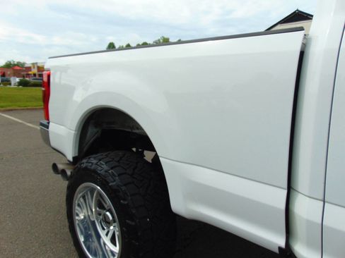 Used 2019 Ford F250 Lariat w/ Lariat Ultimate Package AWD/4WD image 41